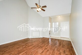 1180 Brady Hollow Ln in Memphis, TN - Building Photo - Building Photo