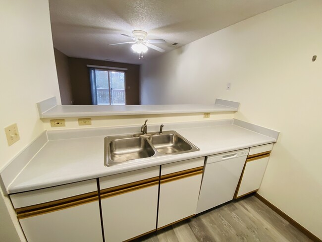 property at 345 Beaver Kreek Center
