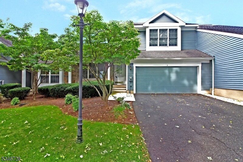 3 Knollcrest Rd in Bedminster, NJ - Foto de edificio