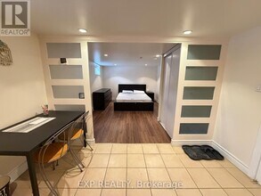 119 Earlton Rd in Toronto, ON - Building Photo - Building Photo