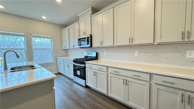 228 Water Oak Wy in Dawsonville, GA - Building Photo - Building Photo