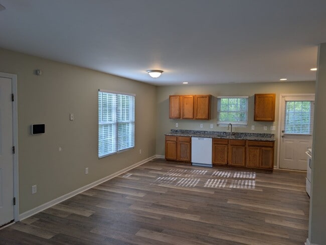 2711 Dearborn Dr in Durham, NC - Building Photo - Building Photo