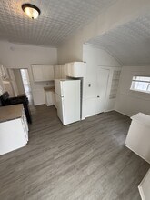 74 Jessamine Ave W in St. Paul, MN - Building Photo - Building Photo