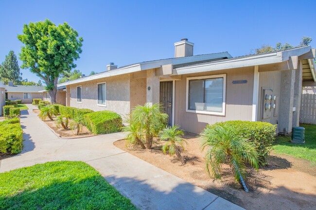 Northwoods in Moreno Valley, CA - Foto de edificio - Building Photo