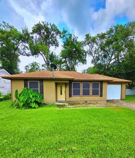 property at 1008 Southampton Dr
