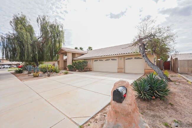 property at 3771 W 26th Pl