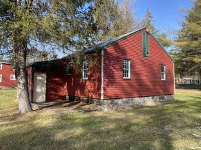 231 Cottage Ln in Cresco, PA - Foto de edificio - Building Photo