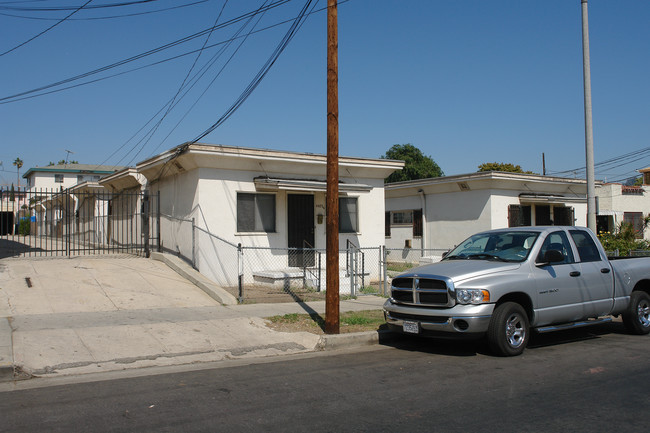 4415 E Burns Ave in Los Angeles, CA - Building Photo - Building Photo