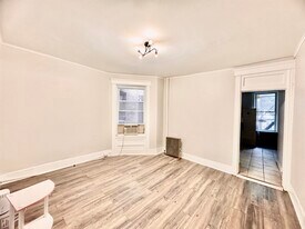 331 Baldwin Ave in Jersey City, NJ - Building Photo