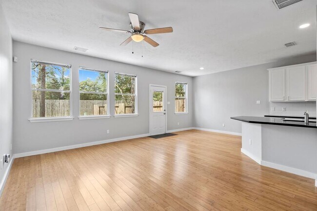 67 S Burberry Park Cir in The Woodlands, TX - Building Photo - Building Photo