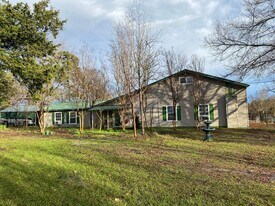 9696 FM314 in Brownsboro, TX - Building Photo