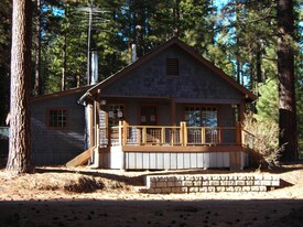 106 Coates Ave in Calpine, CA - Building Photo