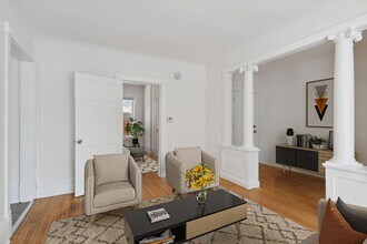 1811 E 28th St in Minneapolis, MN - Building Photo - Building Photo