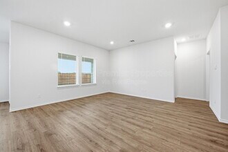 508 Regiment Rd in Sherman, TX - Building Photo - Building Photo