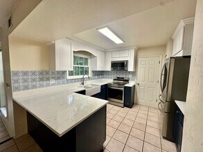 413 NW 48th Blvd in Gainesville, FL - Building Photo - Building Photo