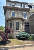 5903 Greene St in Philadelphia, PA - Building Photo