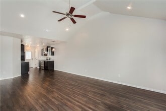 845 Via Drago Ave in Springdale, AR - Building Photo - Building Photo