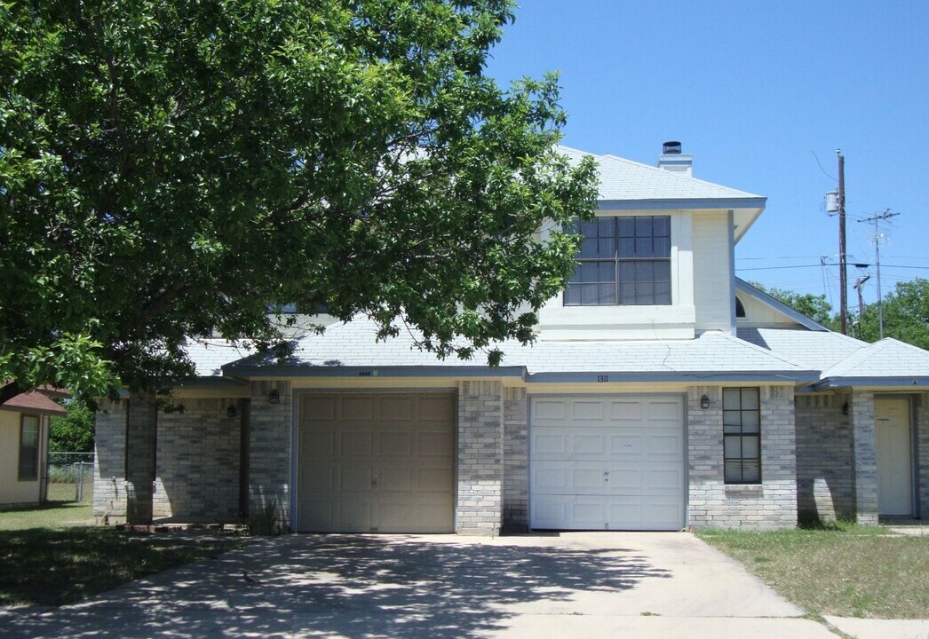 1311 Opal Rd in Killeen, TX - Building Photo