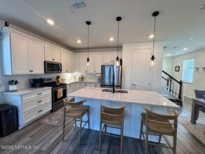 4652 Clapboard Xing Wy in Jacksonville, FL - Building Photo - Building Photo