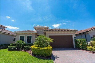 13124 Woodford St in Orlando, FL - Building Photo