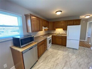 9511 Antigo Dr in St. Louis, MO - Foto de edificio - Building Photo