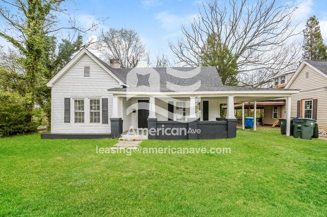 property at 122 W 12th St