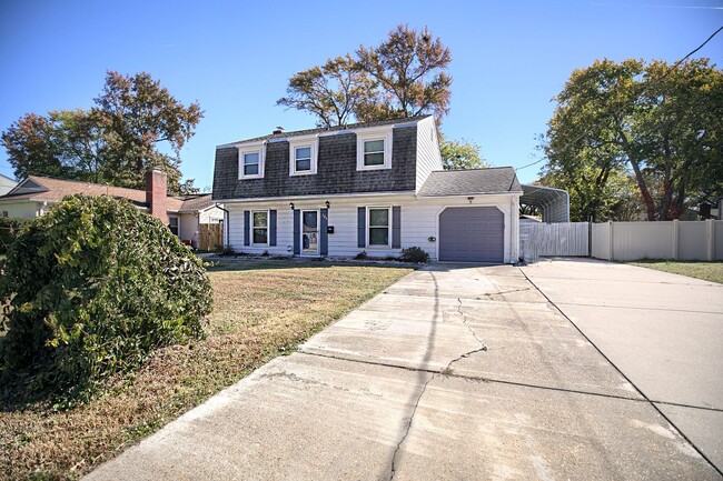 106 Harris Creek Rd in Hampton, VA - Building Photo - Building Photo