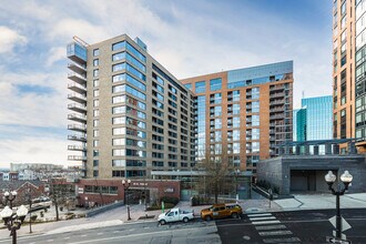 The Odyssey Condominiums in Arlington, VA - Building Photo - Building Photo