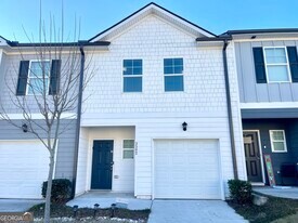 3502 Lakeview Crk in Stonecrest, GA - Building Photo