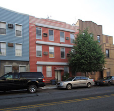 706-708 Lorimer St in Brooklyn, NY - Building Photo - Building Photo