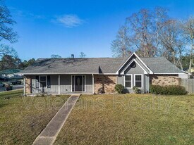1210 Spring Dr in Long Beach, MS - Building Photo