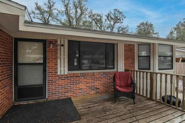 6314 White Oak Dr in Pensacola, FL - Building Photo - Building Photo