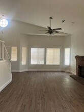 5604 Silver Crossing St in Bakersfield, CA - Building Photo - Building Photo
