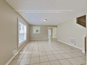 5861 Meadowpark Pl in Fish Hawk, FL - Building Photo - Building Photo