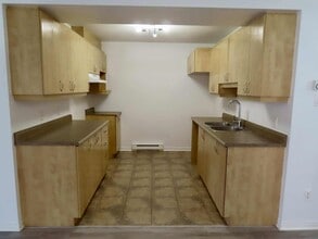 517 Mcconnell Ch in Gatineau, QC - Building Photo - Building Photo