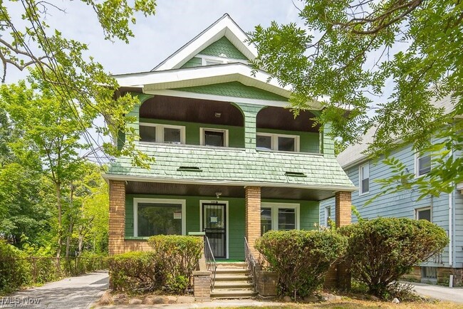 property at 15517 Kipling Ave