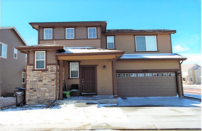 property at 1607 Smokey Ridge Way