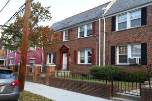 2506 N St Se Apartments