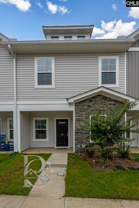727 Wild Duck Ln in Columbia, SC - Building Photo