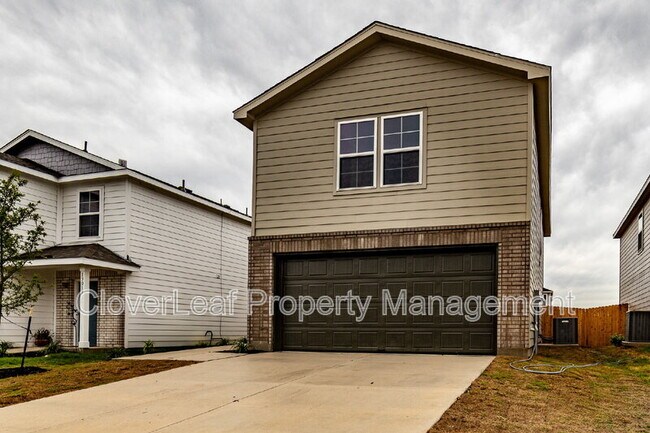 13015 Lorena Ochoa in San Antonio, TX - Building Photo - Building Photo