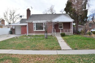 861 American Beauty Dr in Salt Lake City, UT - Building Photo