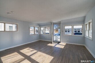 10C Crouch Rd in Branford, CT - Building Photo - Building Photo