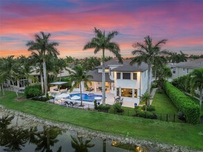 6791 NW 117th Ave in Parkland, FL - Building Photo - Building Photo