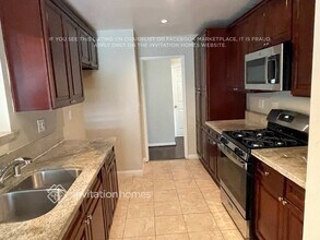 21717 Bryant St, Unit 5 in Los Angeles, CA - Building Photo - Building Photo