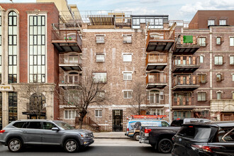 804 Bedford Ave in Brooklyn, NY - Building Photo - Building Photo