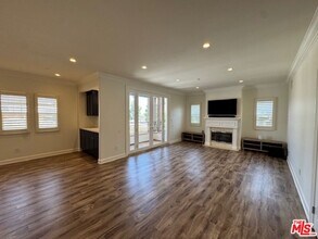 216 S Madison Ave in Pasadena, CA - Building Photo - Building Photo