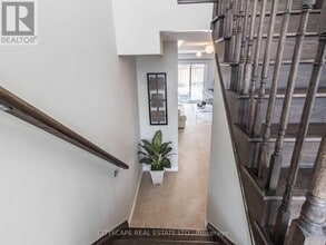 22 Rockbrook Trail in Brampton, ON - Building Photo - Building Photo