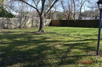 608 N Plantation Dr in Angleton, TX - Building Photo - Building Photo