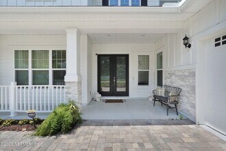 247 Huguenot Ln in Saint Johns, FL - Building Photo - Building Photo