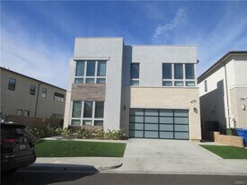 20601 Hummingbird Ct in Los Angeles, CA - Building Photo